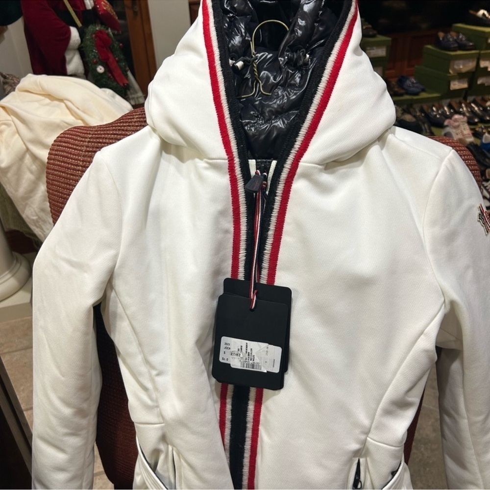 Women’s MONCLER Grenoble waterproof ski jacket size 0 NWT